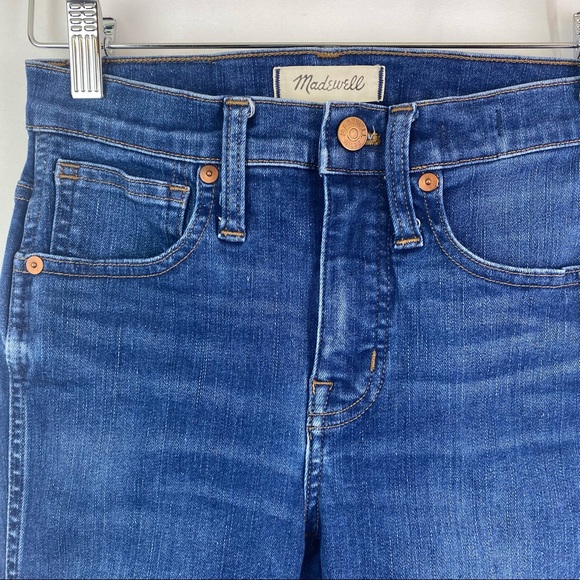 Madewell 9" Mid-Rise Skinny Jeans in Paloma Wash - Picture 3 of 12